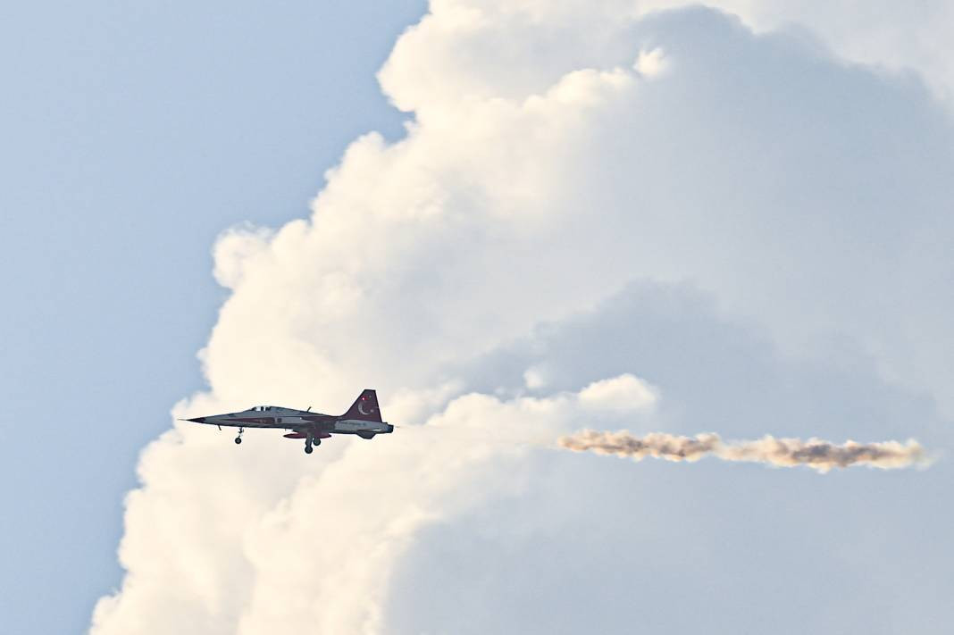 Türk Yıldızları’ndan 30 Ağustos’ta Anıtkabir’de saygı uçuşu - Resim: 13